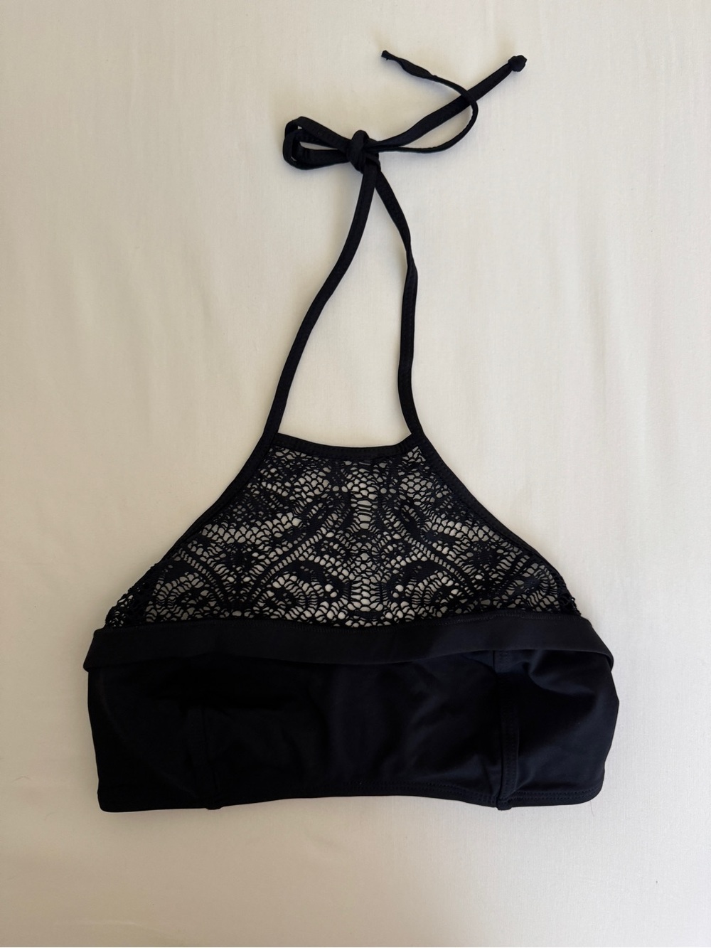 L Space Crochet Halter Bikini Top in black size XS